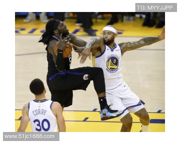 勇士与快船激战正酣精彩直播全程回顾与分析 勇士与快船激战正酣精彩直播全程回顾与分析