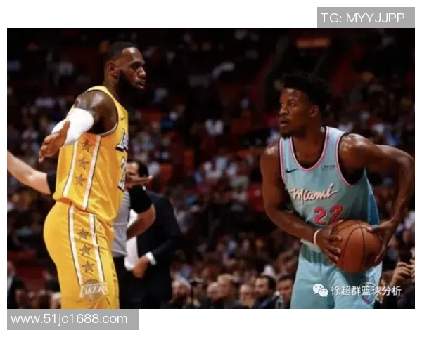 奥拉朱旺与巴克利的传奇对决解析与篮球历史影响探讨 奥拉朱旺与巴克利的传奇对决解析与篮球历史影响探讨