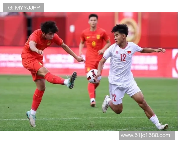 海防队与黄英嘉莱队的激烈对决揭示越南足球的新篇章 海防队与黄英嘉莱队的激烈对决揭示越南足球的新篇章